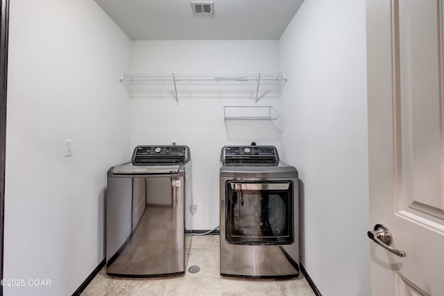 2036 S Ozark, Joplin, MO 64804 - laundry room with washing machine and dryer