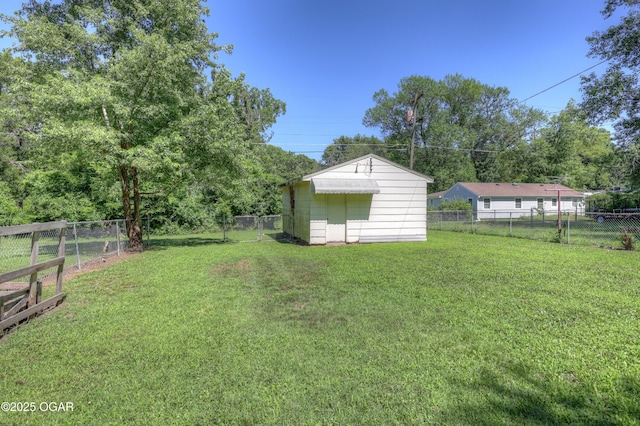 605 S Jefferson St, Webb City, MO 64870 - fenced backyard with an outdoor structure