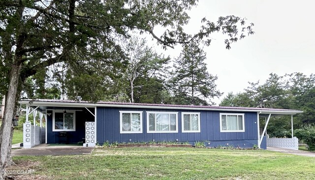 21935 Lake Rd Unit M 12, Cassville, MO 65625 - photo 1