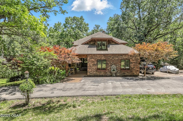 5623 Rivercrest Valley Dr, Joplin, MO 64804 - view of front of property with brick siding and a shingled roof