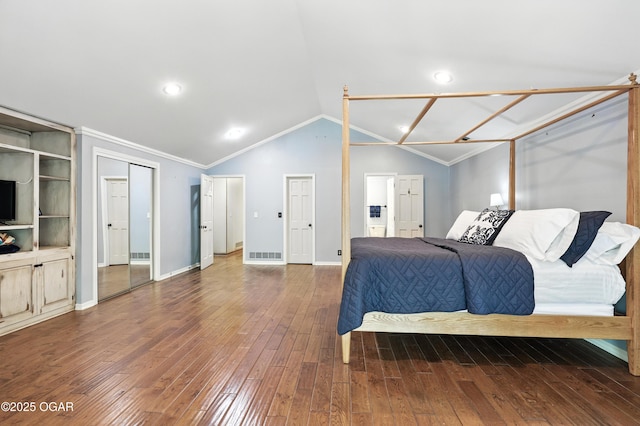 5623 Rivercrest Valley Dr, Joplin, MO 64804 - bedroom featuring hardwood / wood-style floors, lofted ceiling, ornamental molding, and ensuite bath