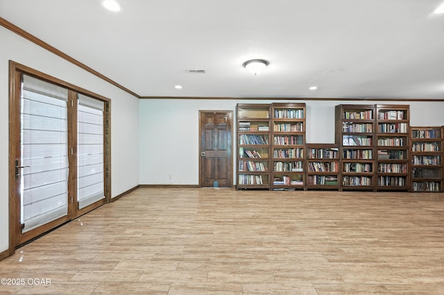 5623 Rivercrest Valley Dr, Joplin, MO 64804 - empty room featuring ornamental molding, light wood-style flooring, and recessed lighting