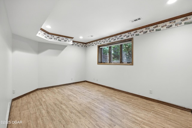 5623 Rivercrest Valley Dr, Joplin, MO 64804 - empty room featuring recessed lighting, wood finished floors, and ornamental molding