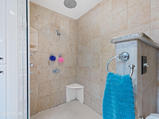 629 W Islington Pl, Joplin, MO 64801 - full bathroom with a tile shower