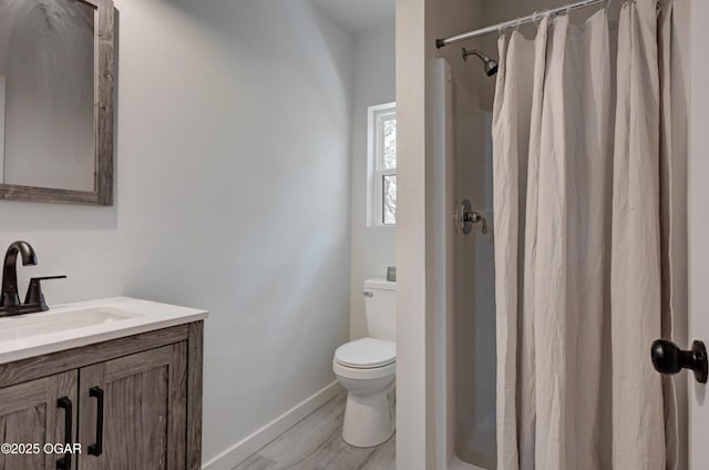 233 Timber Ln, Carl Junction, MO 64834 - full bath featuring wood finished floors, vanity, and a shower with curtain