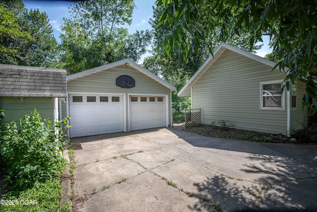 400 Broadway St, Lamar, MO 64759 - view of detached garage