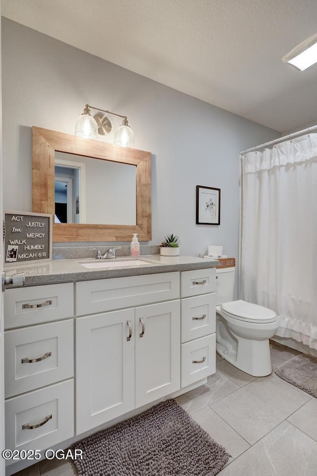 715 Wilson St, Webb City, MO 64870 - bathroom featuring vanity and curtained shower