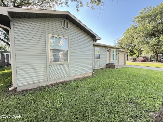108 N 2nd St, Sheldon, MO 64784 - photo 2