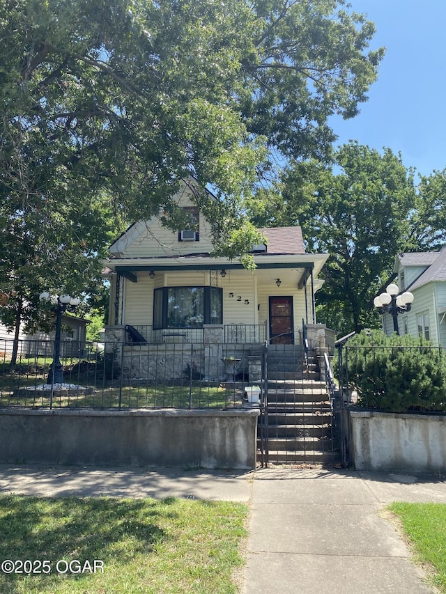 525 N Pearl Ave, Joplin, MO 64801 - photo 1