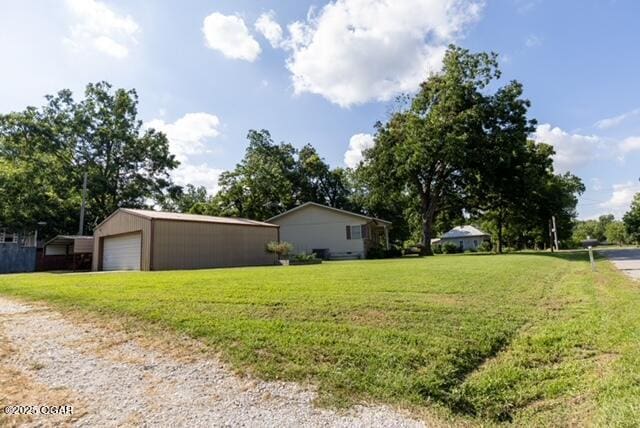 320 N 3rd St, Chetopa, KS 67336 - photo 9