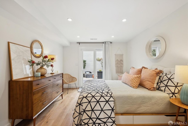 bedroom with access to exterior, recessed lighting, visible vents, light wood-style floors, and baseboards