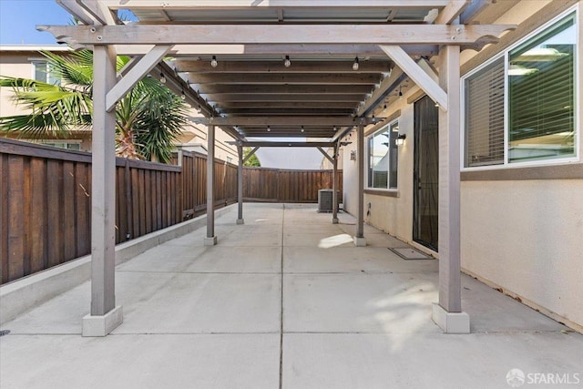 67 Greystone Pl, Pittsburg, CA 94565 - fenced backyard featuring a patio area and cooling unit
