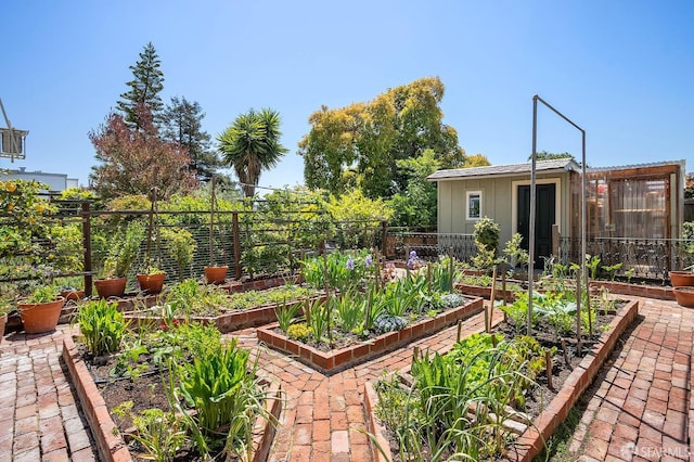 3675 16th St, San Francisco, CA 94114 - view of yard featuring a vegetable garden