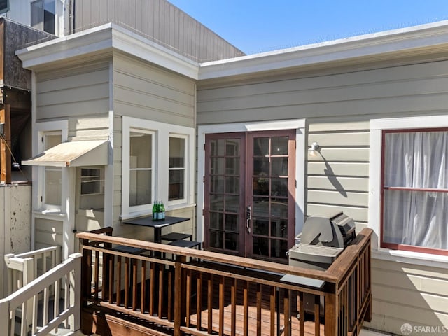 115 Magnolia St, San Francisco, CA 94123 - wooden deck with french doors