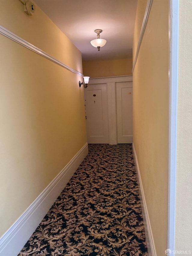 2299 Sacramento St Unit 15, San Francisco, CA 94115 - corridor featuring carpet flooring