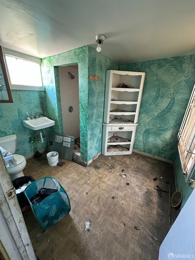 2140 27th Ave, Oakland, CA 94601 - bathroom featuring a stall shower and wallpapered walls