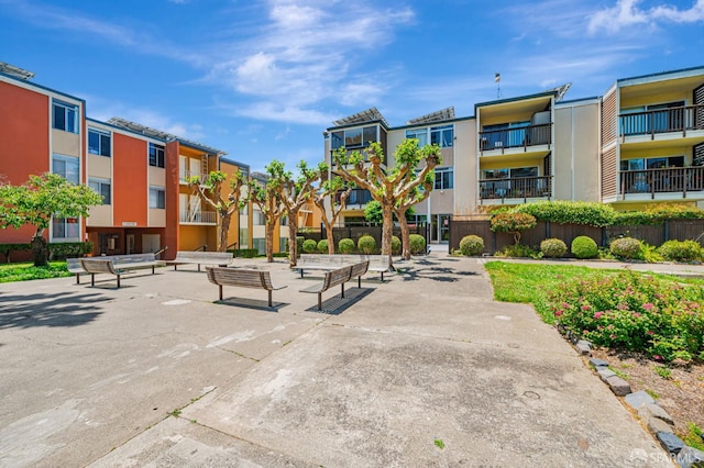 1455 Laguna St Unit 6, San Francisco, CA 94115 - view of community with a residential view