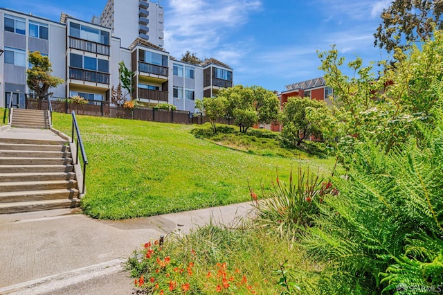 1455 Laguna St Unit 6, San Francisco, CA 94115 - surrounding community with stairs