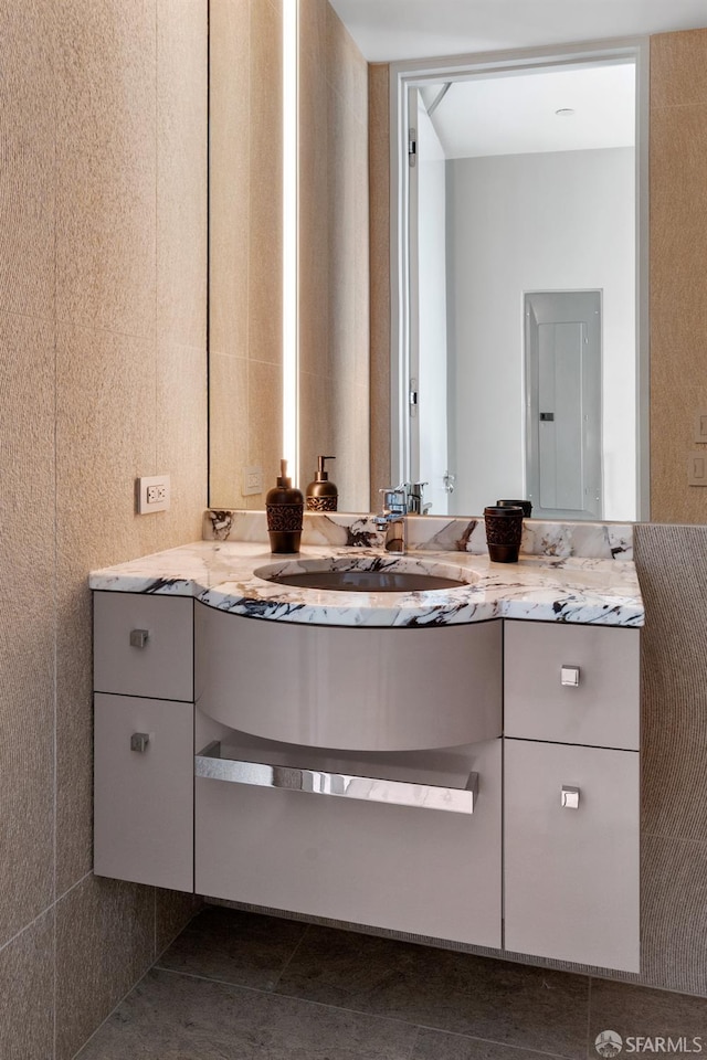 181 Fremont St Unit 55C, San Francisco, CA 94105 - bathroom with vanity and tile patterned floors