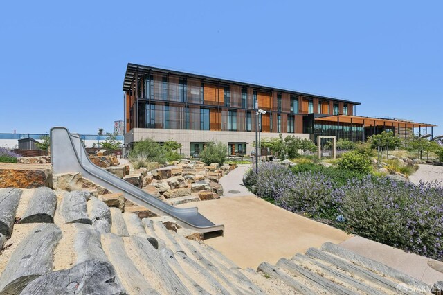 134 Albatross Ct, San Francisco, CA 94124 - view of property
