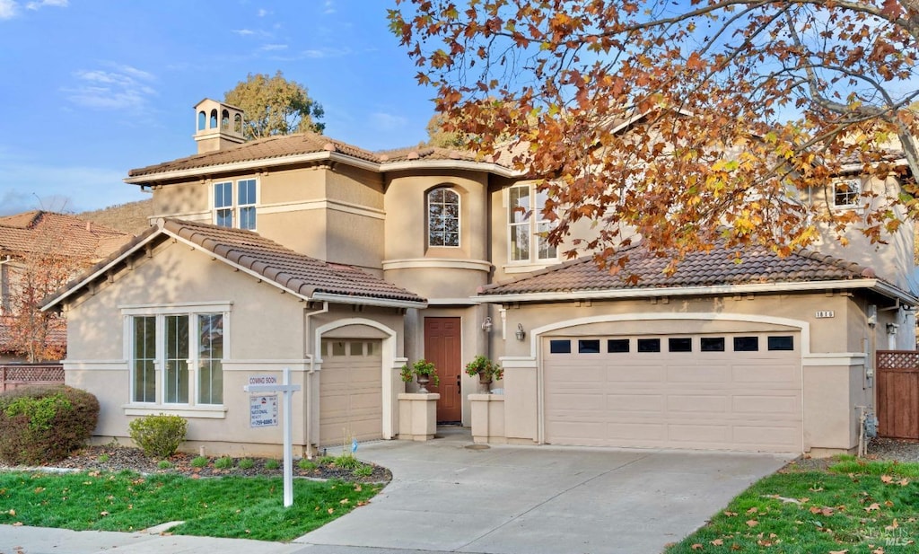 view of front of house with a garage