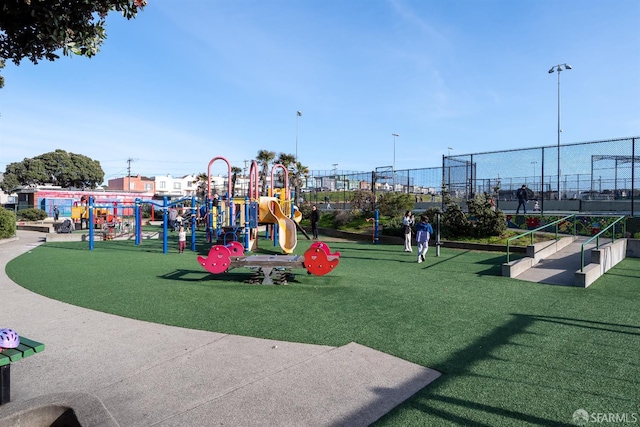 2277 33rd Ave, San Francisco, CA 94116 - view of communal playground