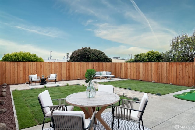 2277 33rd Ave, San Francisco, CA 94116 - fenced backyard featuring a patio area and outdoor dining area