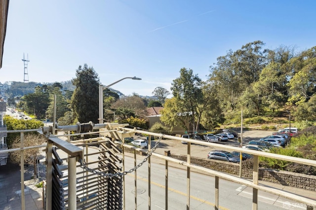 516 Stanyan St, San Francisco, CA 94117 - view of balcony