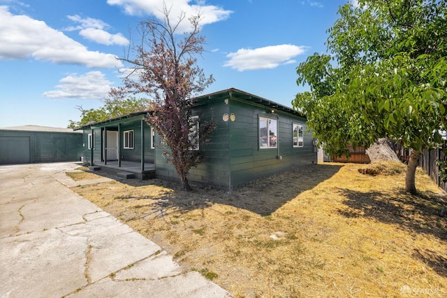 1050 105th Ave, Oakland, CA 94603 - photo 3