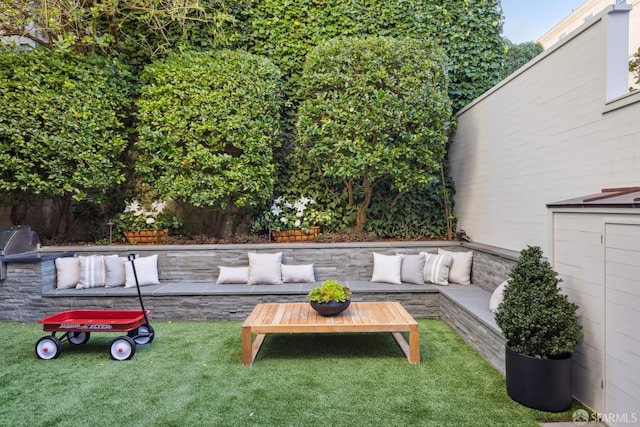 view of patio featuring outdoor lounge area