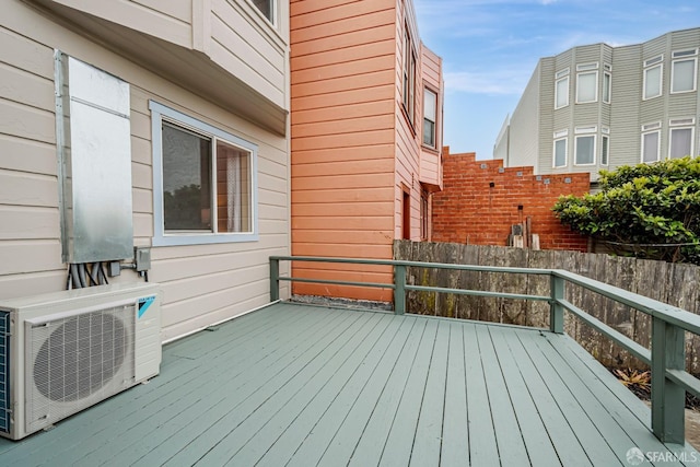 2375 31st Ave, San Francisco, CA 94116 - wooden terrace with ac unit