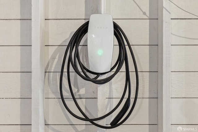 1383 8th Ave, San Francisco, CA 94122 - garage view of car charger