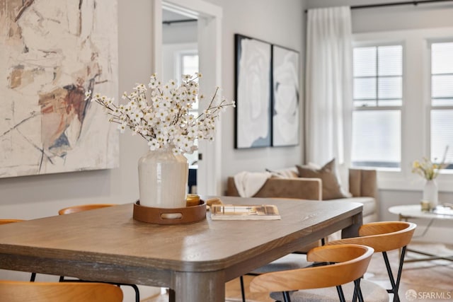 807 Vienna St, San Francisco, CA 94112 - dining area with plenty of natural light