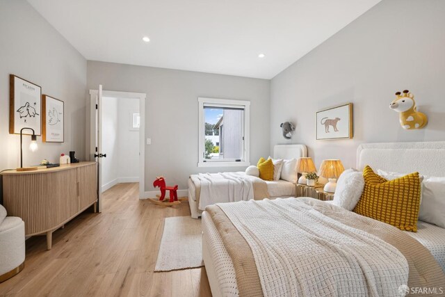 807 Vienna St, San Francisco, CA 94112 - bedroom featuring light wood-style flooring and recessed lighting