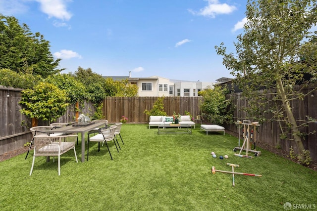 807 Vienna St, San Francisco, CA 94112 - fenced backyard with an outdoor living space