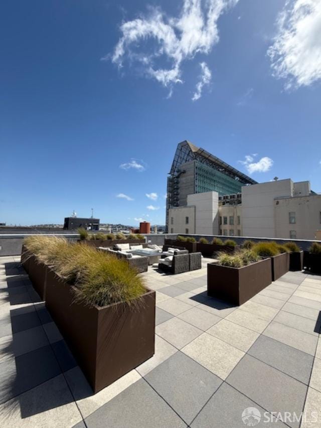 1075 Market St Unit 810, San Francisco, CA 94103 - view of patio