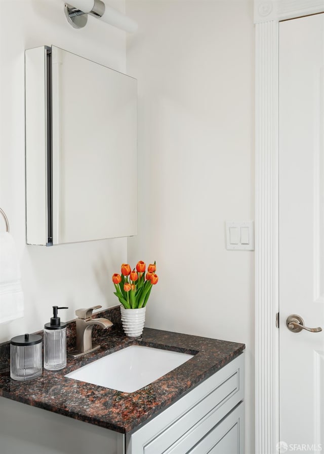 104 Bache St Unit A, San Francisco, CA 94110 - bathroom with vanity