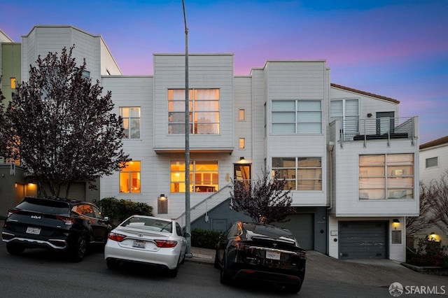 364 Arkansas St, San Francisco, CA 94107 - multi unit property with an attached garage