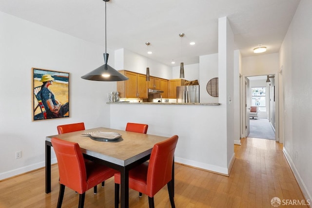 364 Arkansas St, San Francisco, CA 94107 - dining room with baseboards, light wood-style floors, and recessed lighting