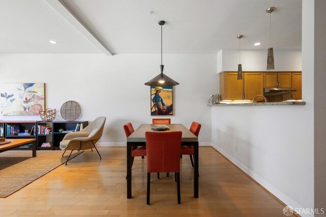 364 Arkansas St, San Francisco, CA 94107 - dining space featuring light wood-style flooring, baseboards, and recessed lighting