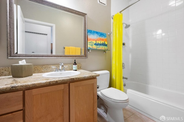 364 Arkansas St, San Francisco, CA 94107 - full bathroom featuring shower / tub combo with curtain, vanity, tile patterned flooring, and toilet