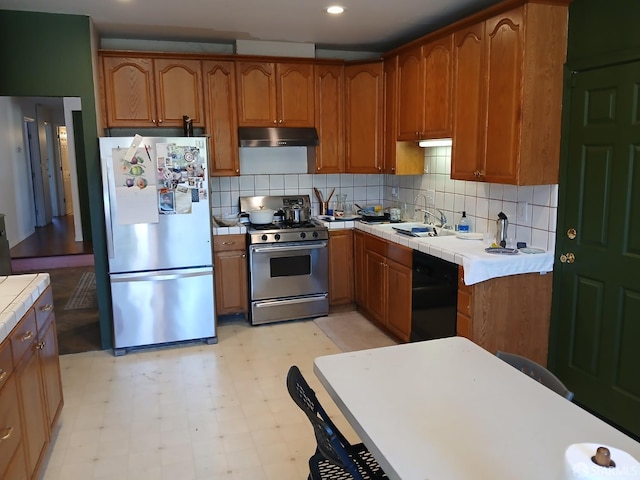 6831 Cabernet Ave, Newark, CA 94560 - photo 14