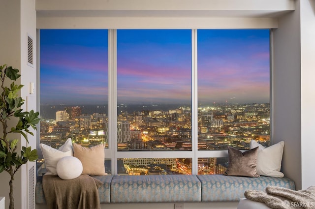 765 Market St Unit 32H, San Francisco, CA 94103 - living room featuring visible vents and a city view