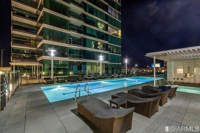 425 1st St Unit 1307, San Francisco, CA 94105 - pool at twilight featuring a community pool