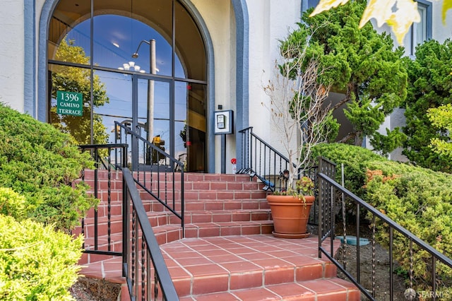1396 El Camino Real Unit 110, Millbrae, CA 94030 - doorway to property with stucco siding