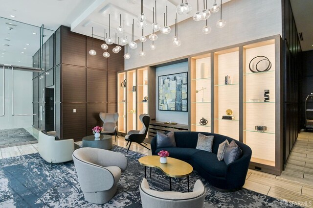 188 Minna St Unit 24A, San Francisco, CA 94105 - building lobby with a towering ceiling