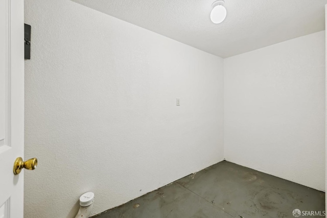 77 Reddy St, San Francisco, CA 94124 - spare room featuring concrete flooring