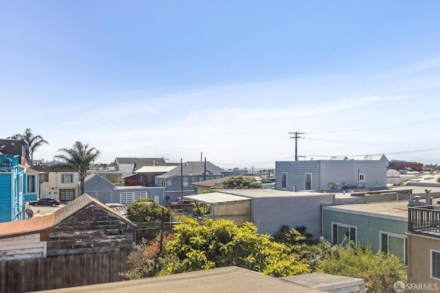 77 Reddy St, San Francisco, CA 94124 - city view featuring nearby suburban area