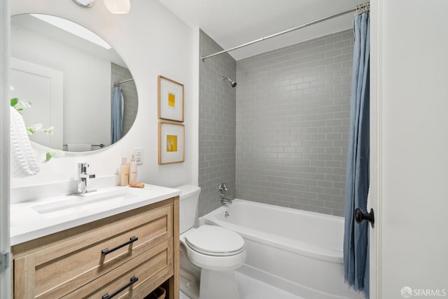 600 Ellsworth St, San Francisco, CA 94110 - bathroom featuring vanity and shower / tub combo