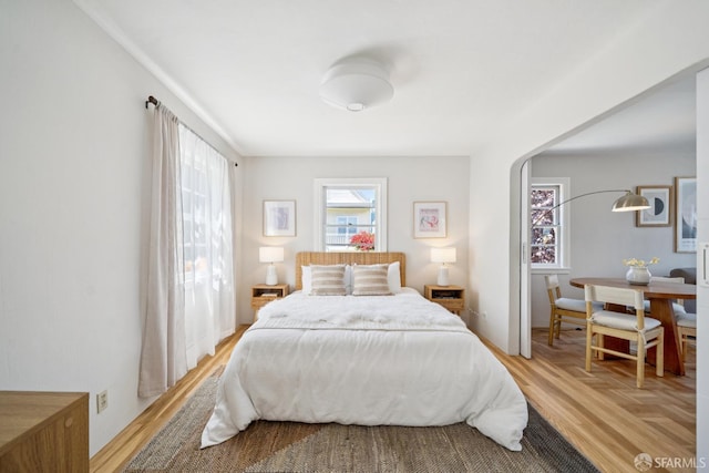 600 Ellsworth St, San Francisco, CA 94110 - bedroom with light wood finished floors